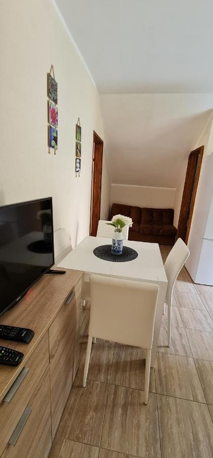 Apartman Nina2 Risan Eksteriør bilde